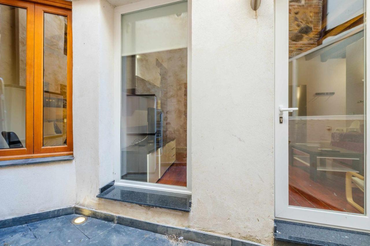 Apartamento Con Patio Junto A La Catedral By Toledo Ap Exterior foto
